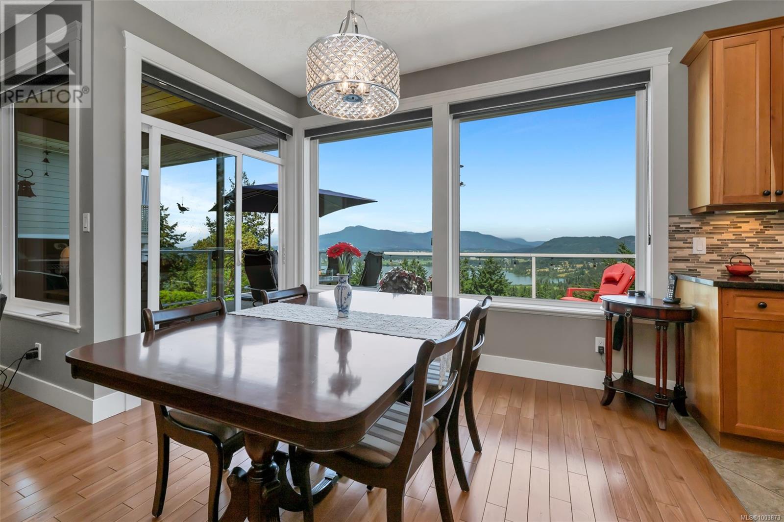 Photo 9 of 5985 Salish Rd, Duncan BC