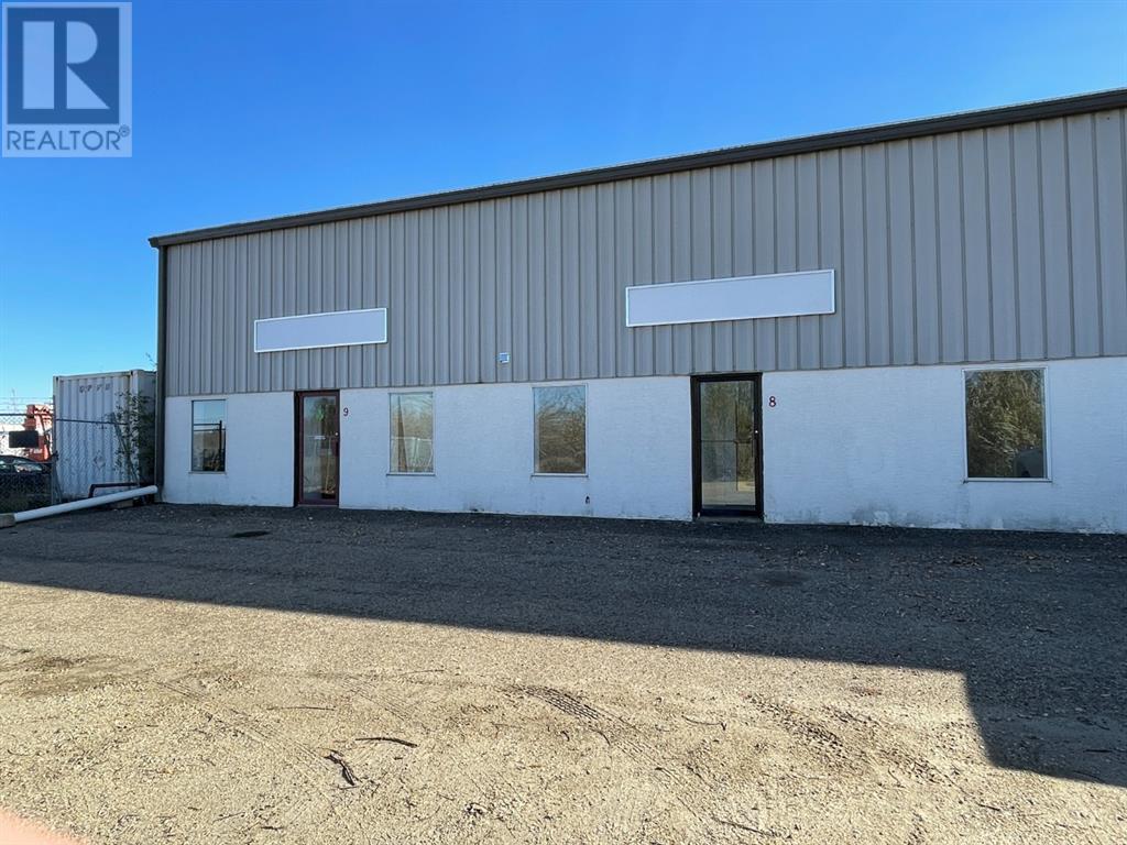 Photo 1 of 9 4000 Landry Avenue, Rural Red Deer County AB
