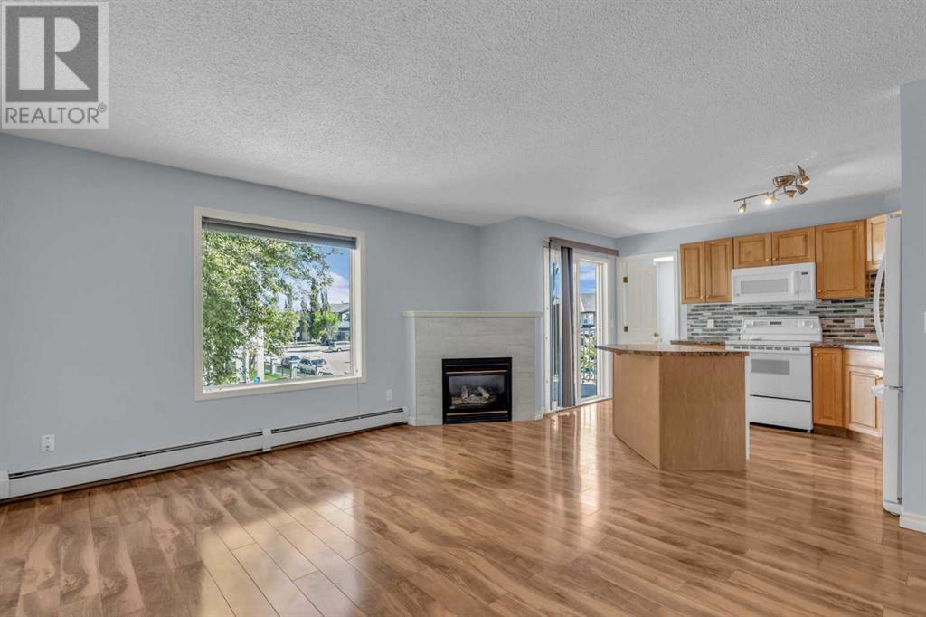 Single Family House for Sale in   Valleyview Park SE Dover Calgary 