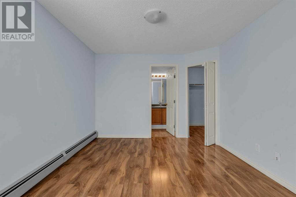 Single Family House for Sale in   Valleyview Park SE Dover Calgary 