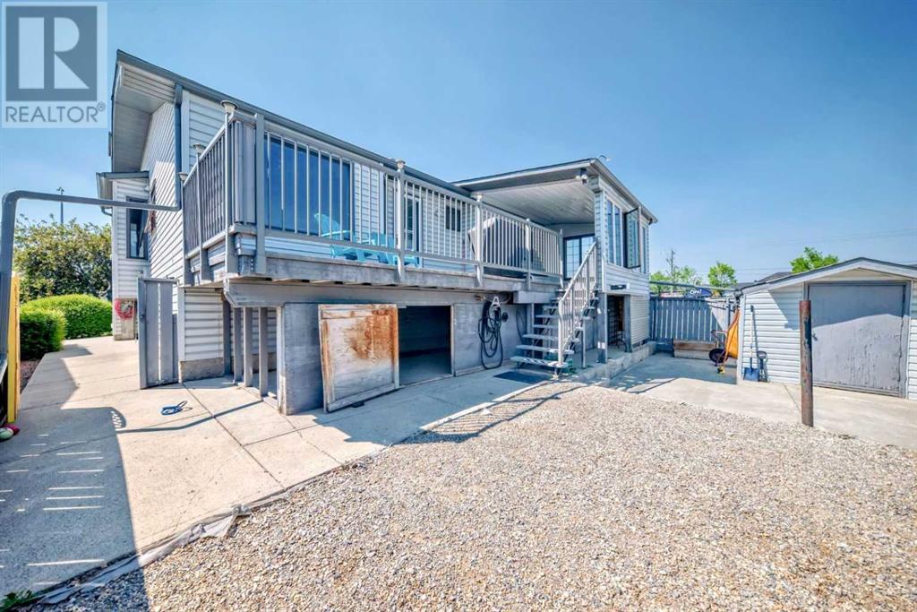 Single Family House Bi-level for Sale in  Harvest Oak Way NE Harvest Hills Calgary 