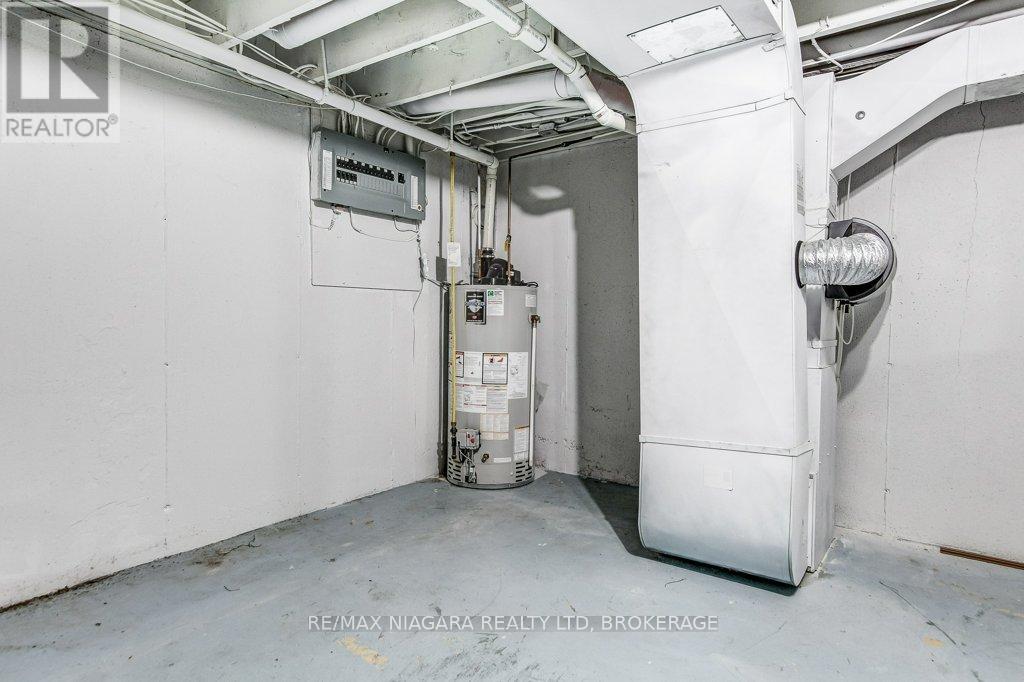 Photo 20 of 7 4230 Meadowvale Drive, Niagara Falls ON