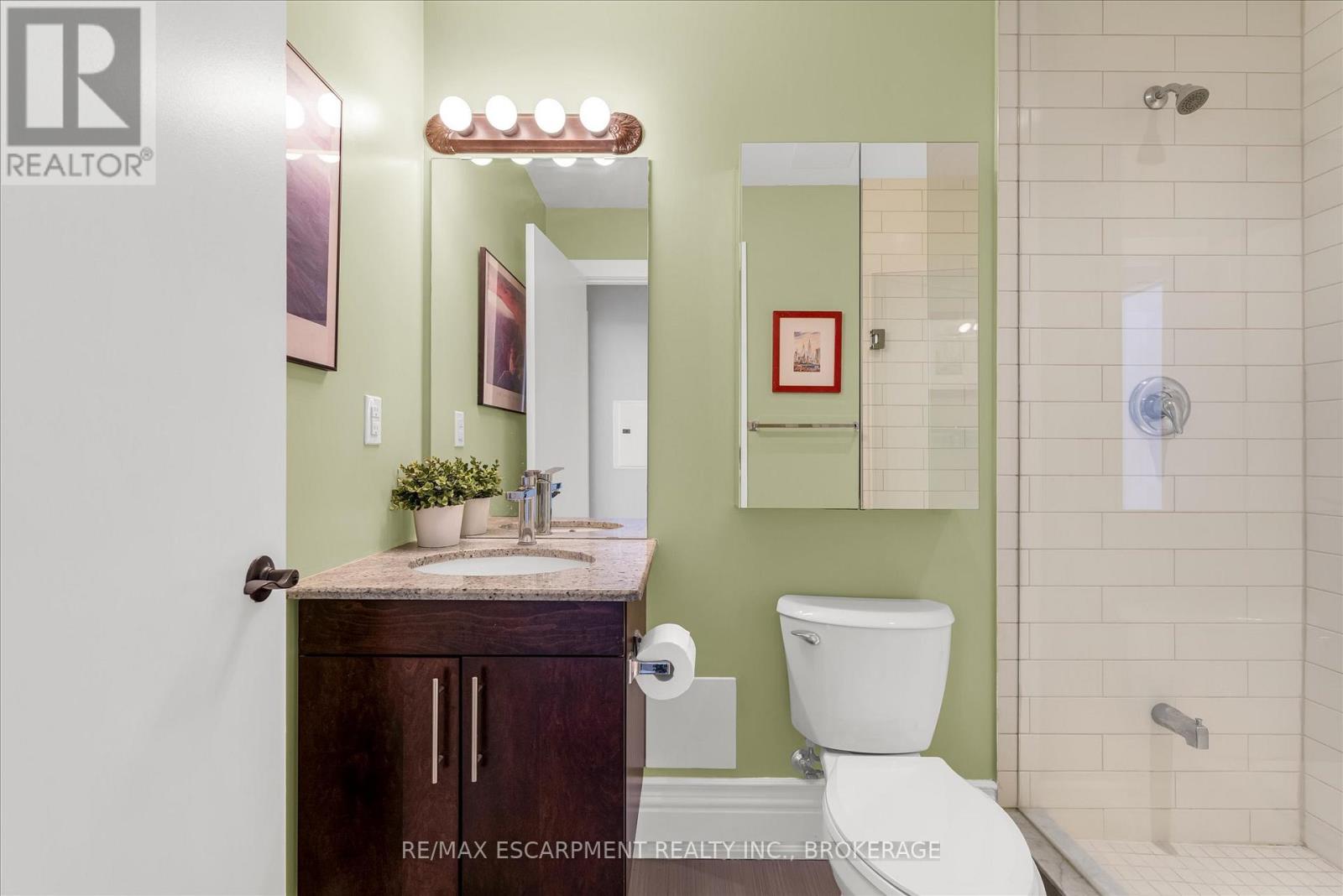 Photo 6 of 205 200 Stinson Street, Hamilton ON