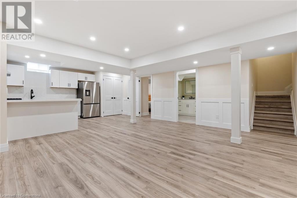 Photo 25 of 22 Interlacken Drive, Brampton ON