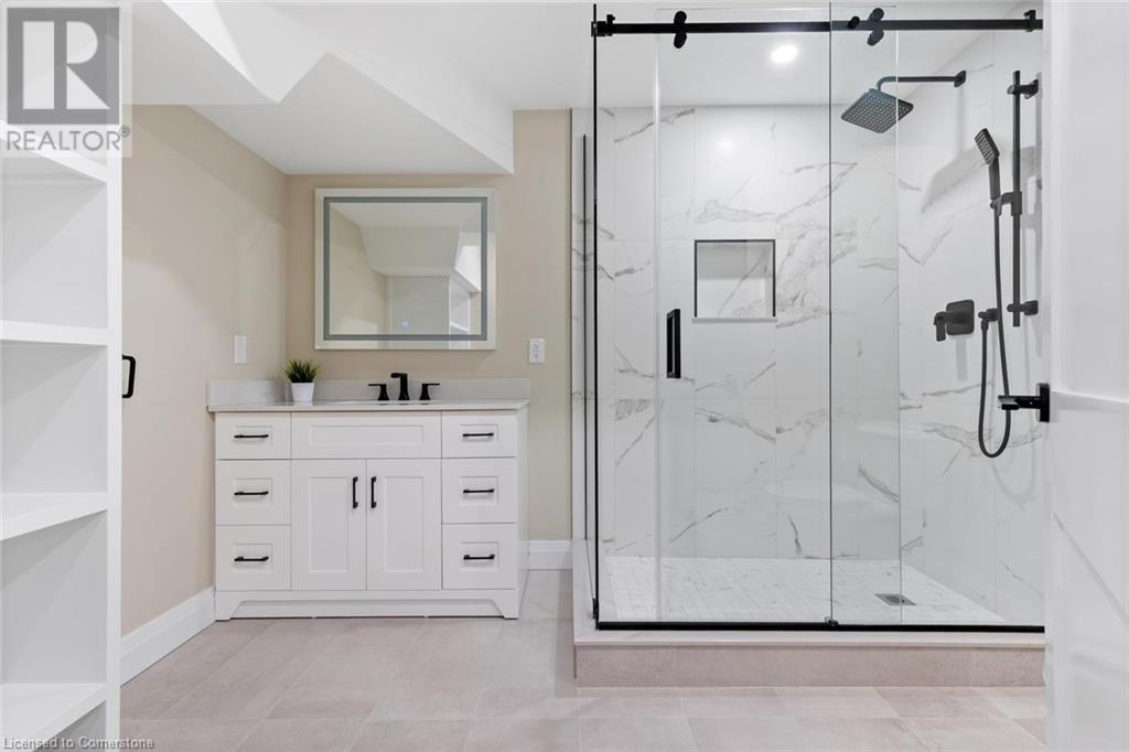 Photo 28 of 22 Interlacken Drive, Brampton ON