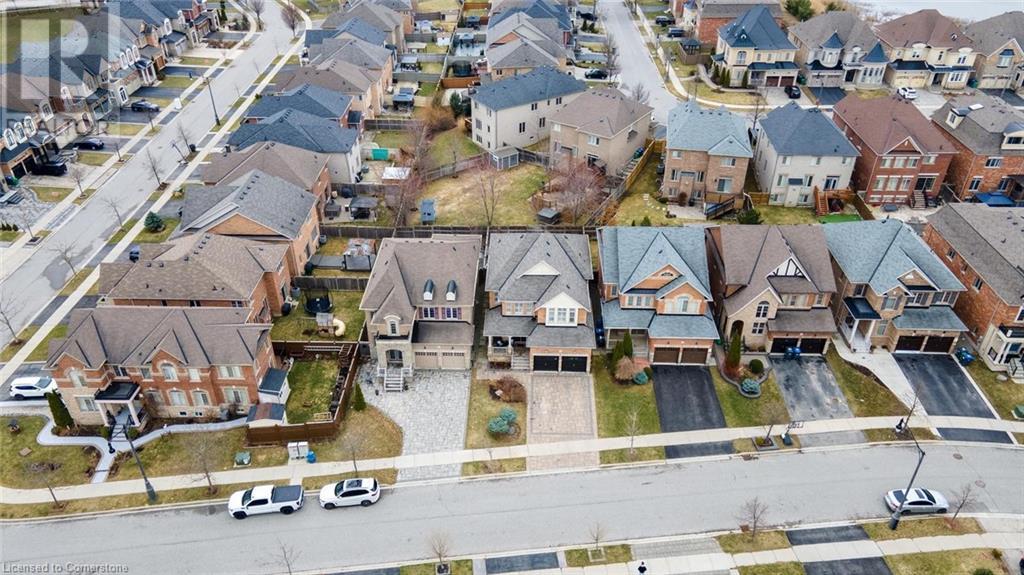 Photo 42 of 22 Interlacken Drive, Brampton ON