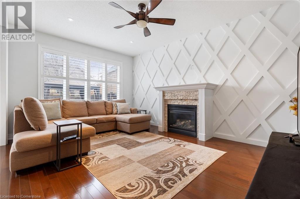 Photo 9 of 22 Interlacken Drive, Brampton ON