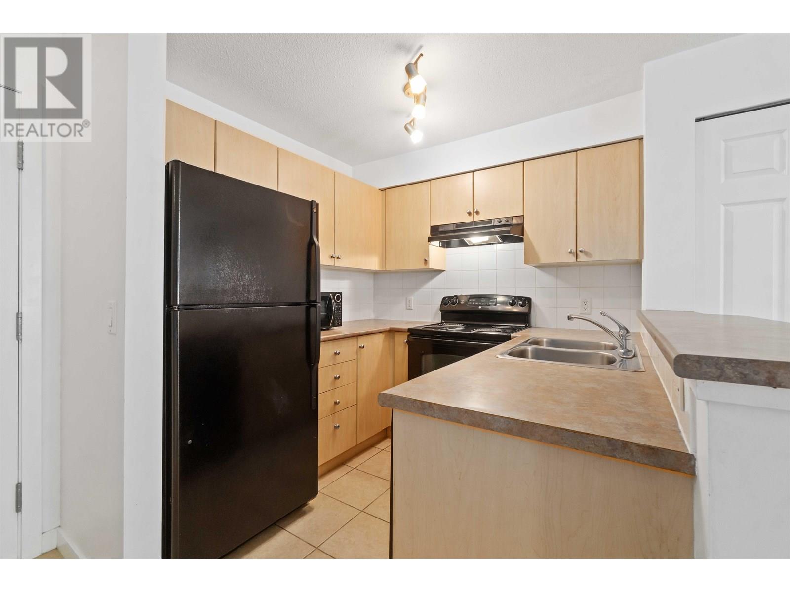 Photo 33 of 2206 244 Sherbrooke Street, New Westminster BC