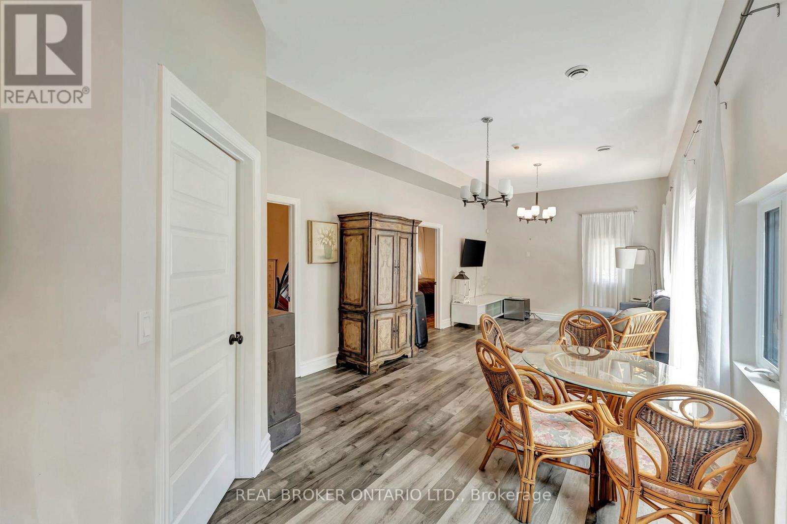 Photo 22 of 17 Lee Arn Court, Norfolk ON