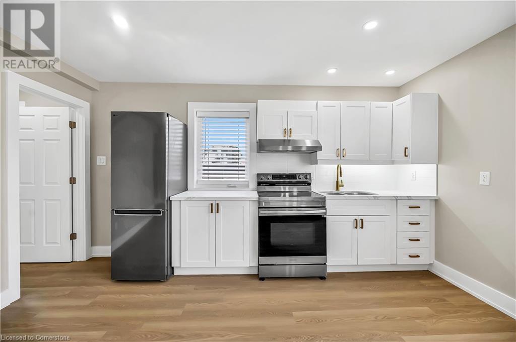 Photo 6 of 1466 Main Street E Unit Upper 1, Hamilton ON