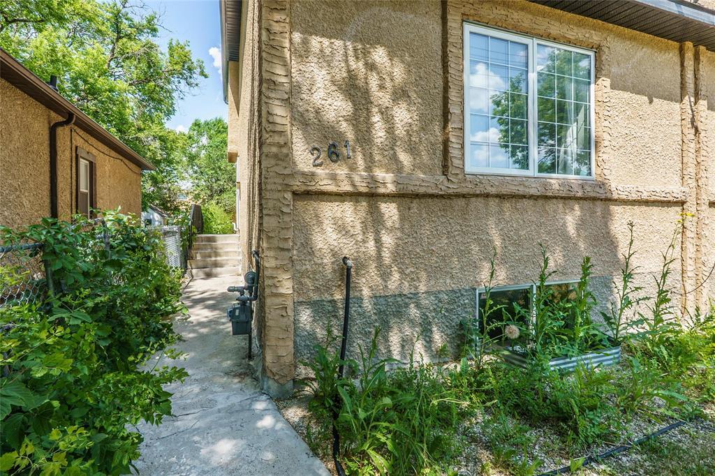 Photo 34 of 261 Midwinter Avenue, Winnipeg MB