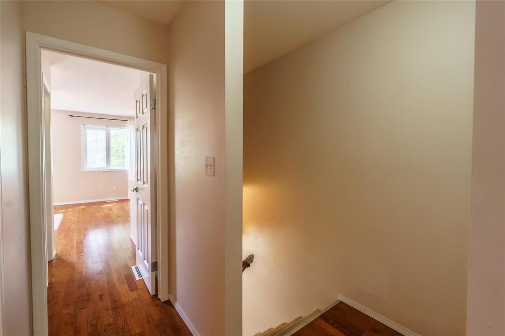 Photo 32 of 261 Midwinter Avenue, Winnipeg MB
