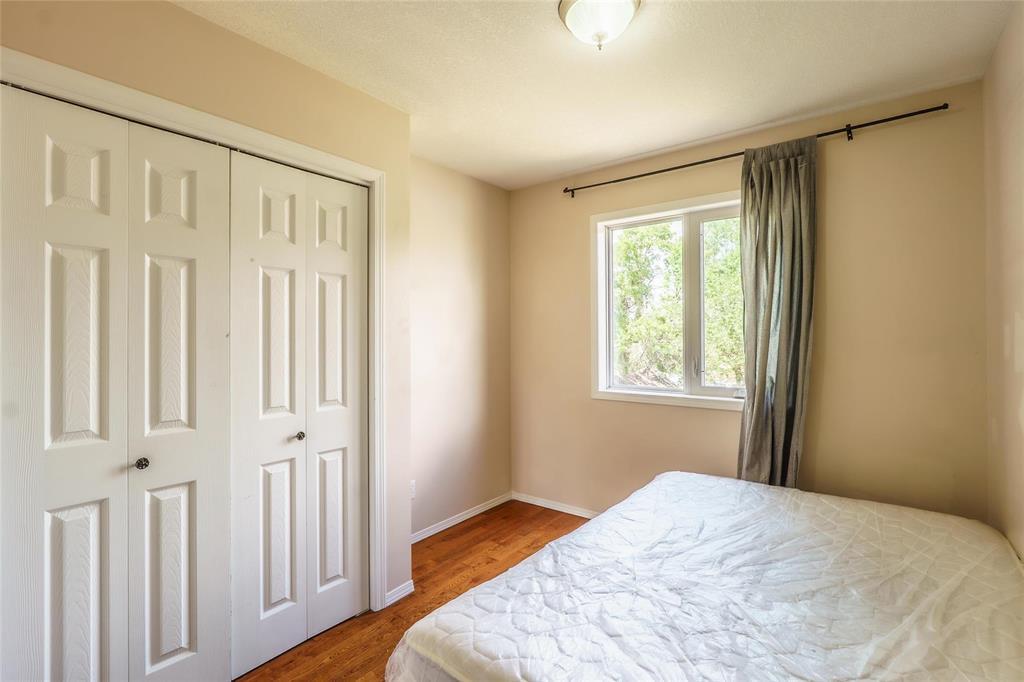 Photo 11 of 261 Midwinter Avenue, Winnipeg MB