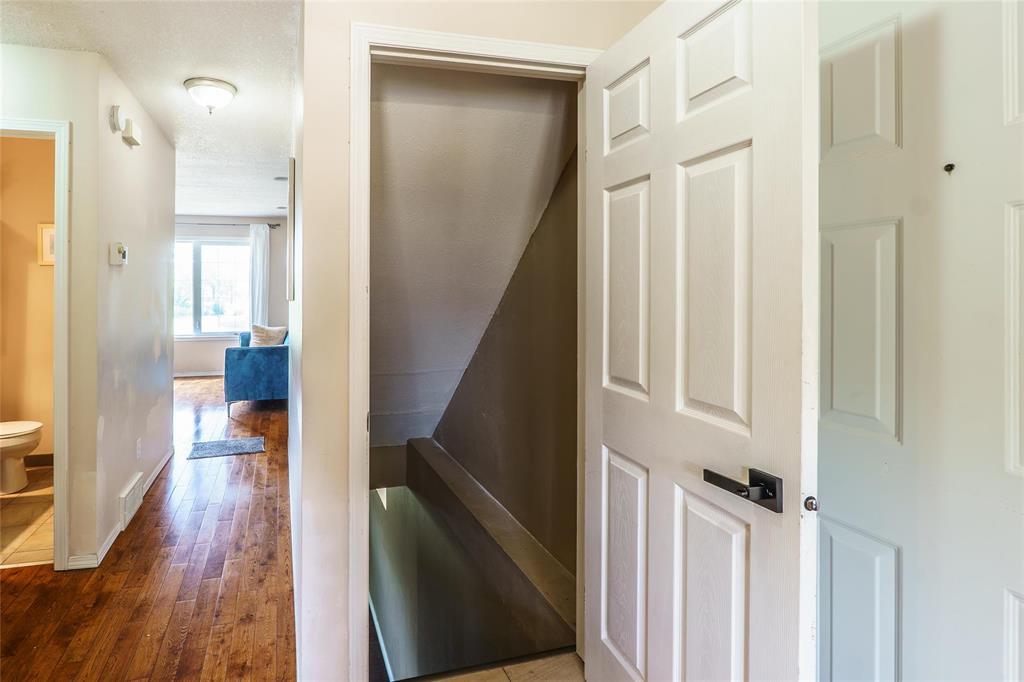 Photo 1 of 261 Midwinter Avenue, Winnipeg MB