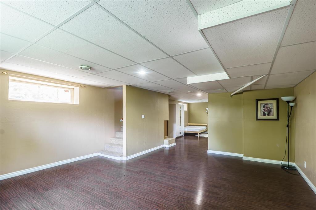 Photo 5 of 261 Midwinter Avenue, Winnipeg MB