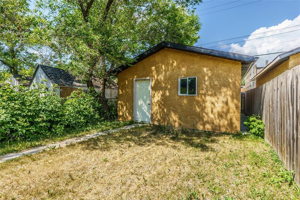 Photo 22 of 261 Midwinter Avenue, Winnipeg MB