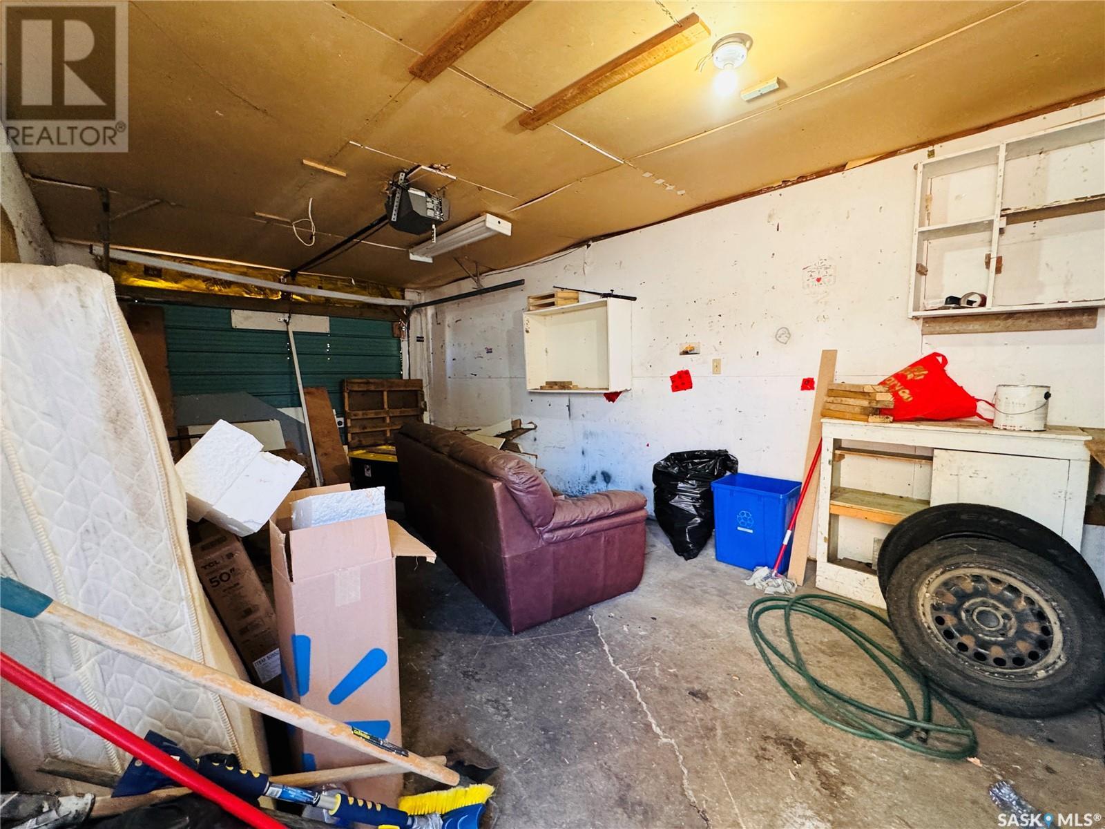 Single Family House for Sale in  E AVENUE N Saskatoon 