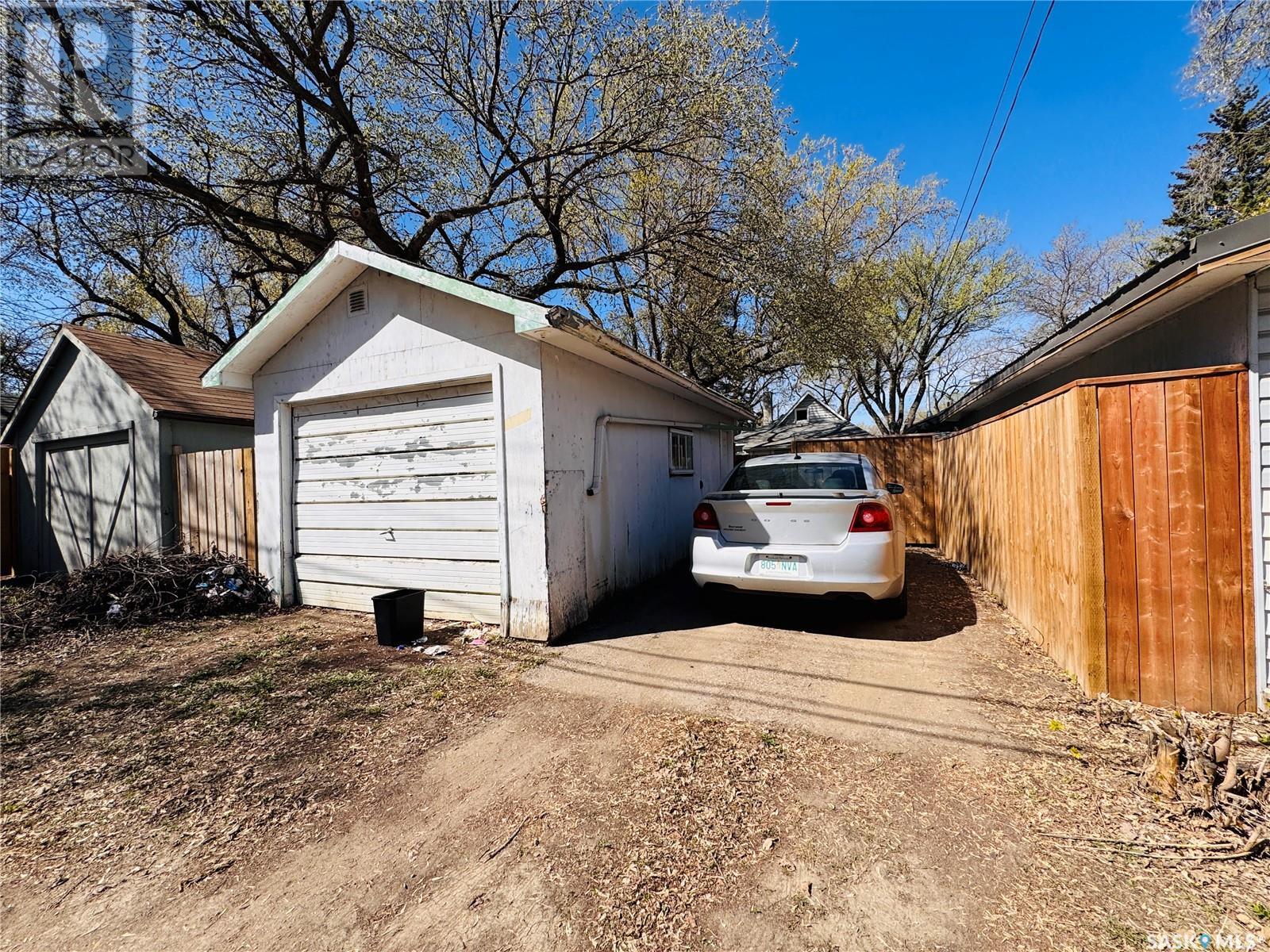 Single Family House for Sale in  E AVENUE N Saskatoon 