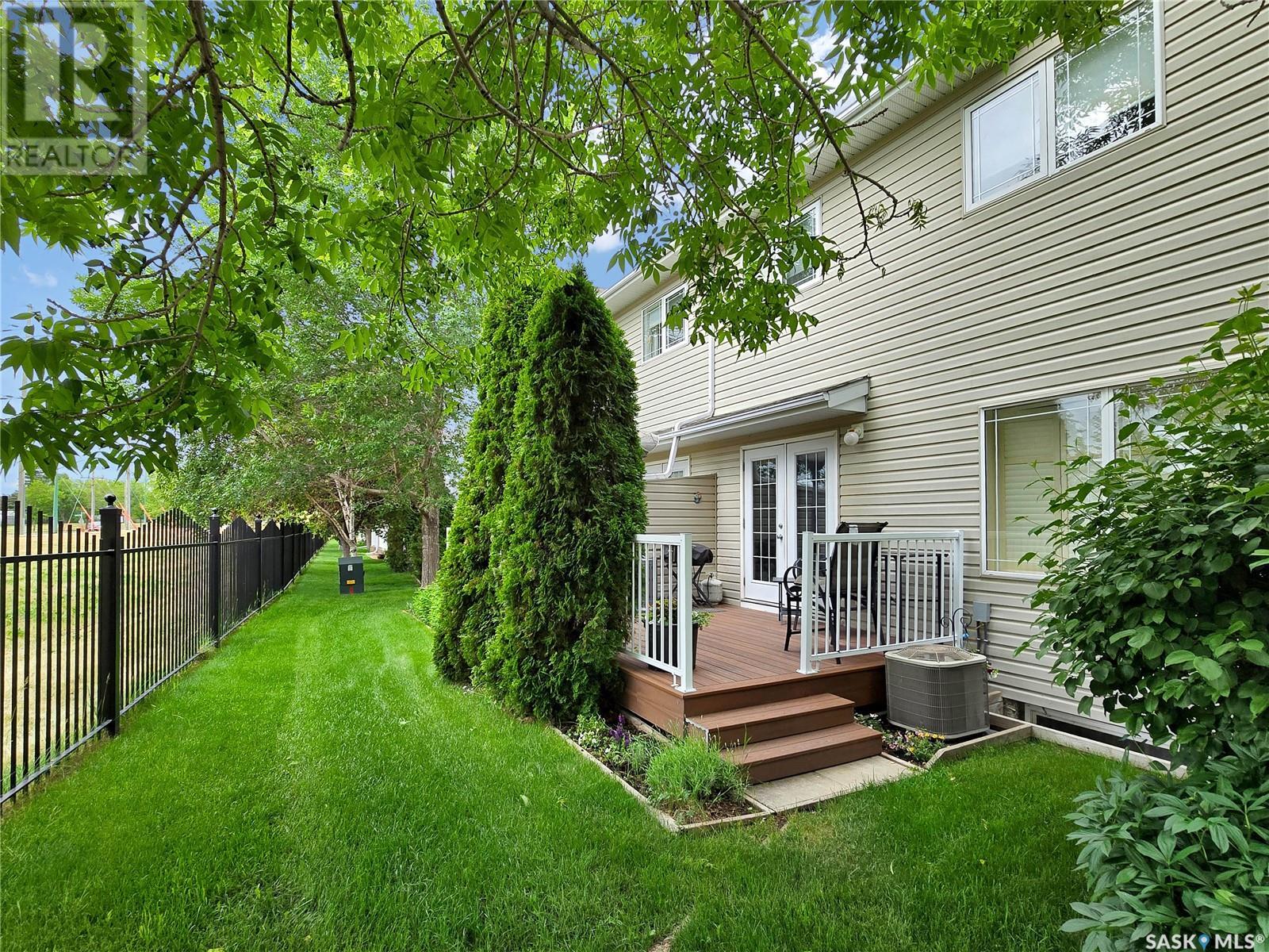 Single Family House 2 Level for Sale in   Heritage GREEN Saskatoon 