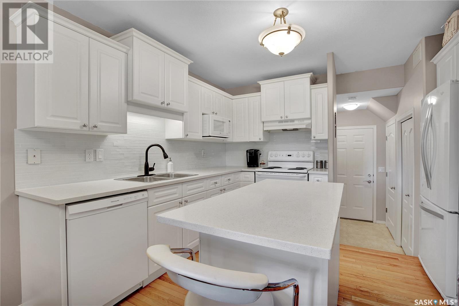 Single Family House 2 Level for Sale in   Heritage GREEN Saskatoon 
