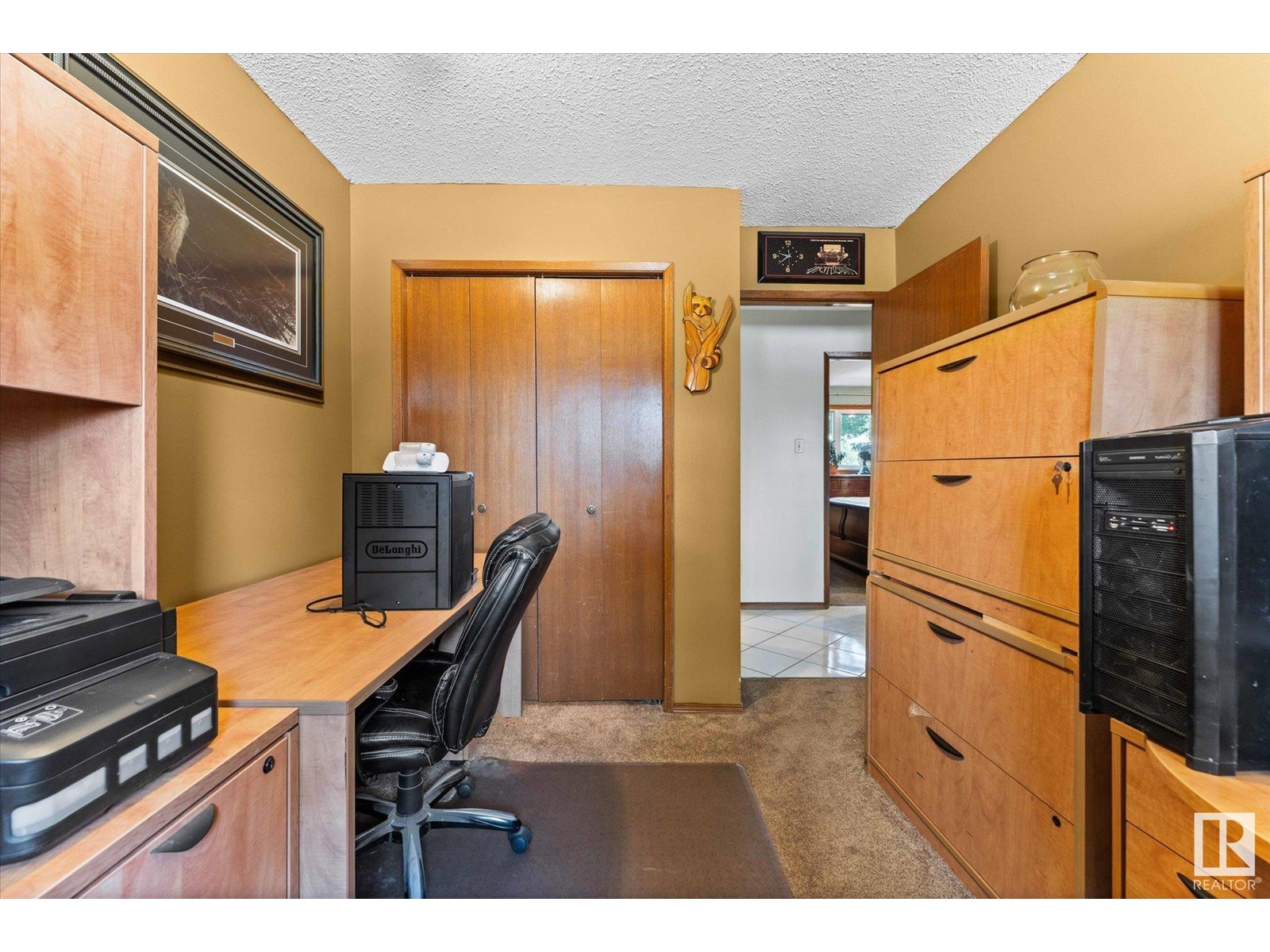 Photo 22 of 2137 85 St Nw, Edmonton AB