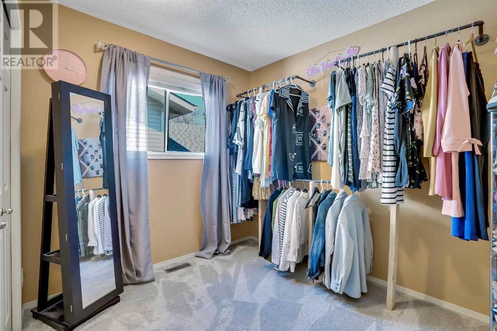 Single Family House 4 Level for Sale in  Coventry Place NE Coventry Hills Calgary 