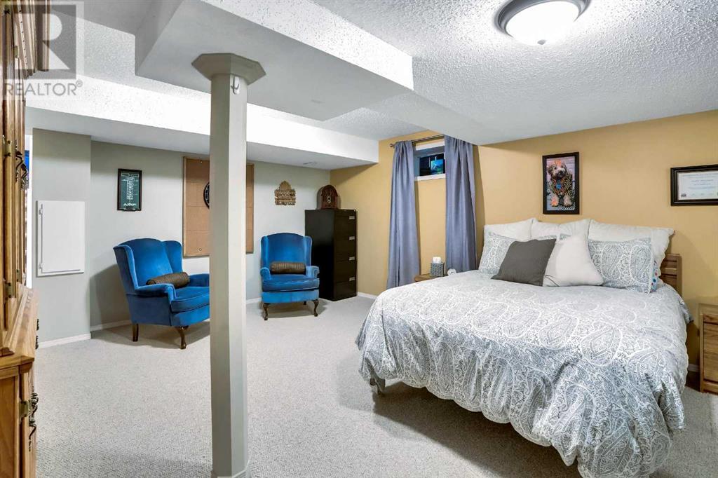 Single Family House 4 Level for Sale in  Coventry Place NE Coventry Hills Calgary 