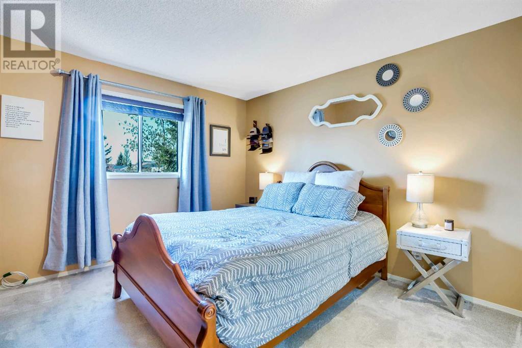 Single Family House 4 Level for Sale in  Coventry Place NE Coventry Hills Calgary 