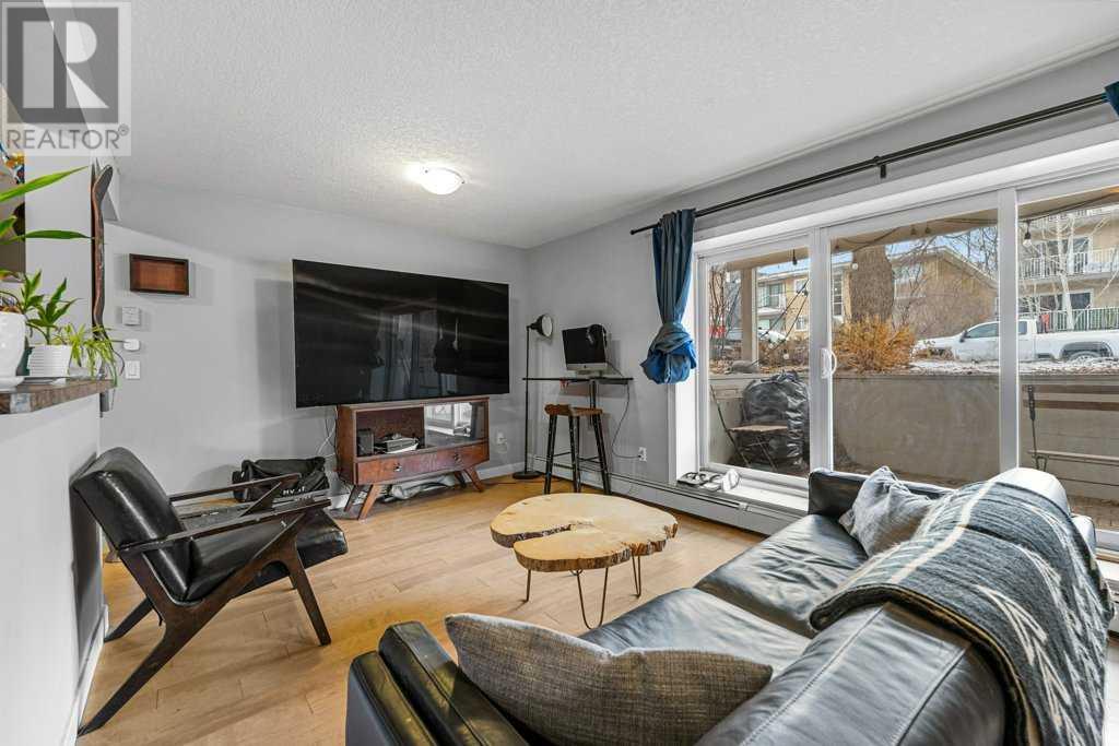 Single Family House Low rise for Sale in    Avenue SW Mission Calgary 