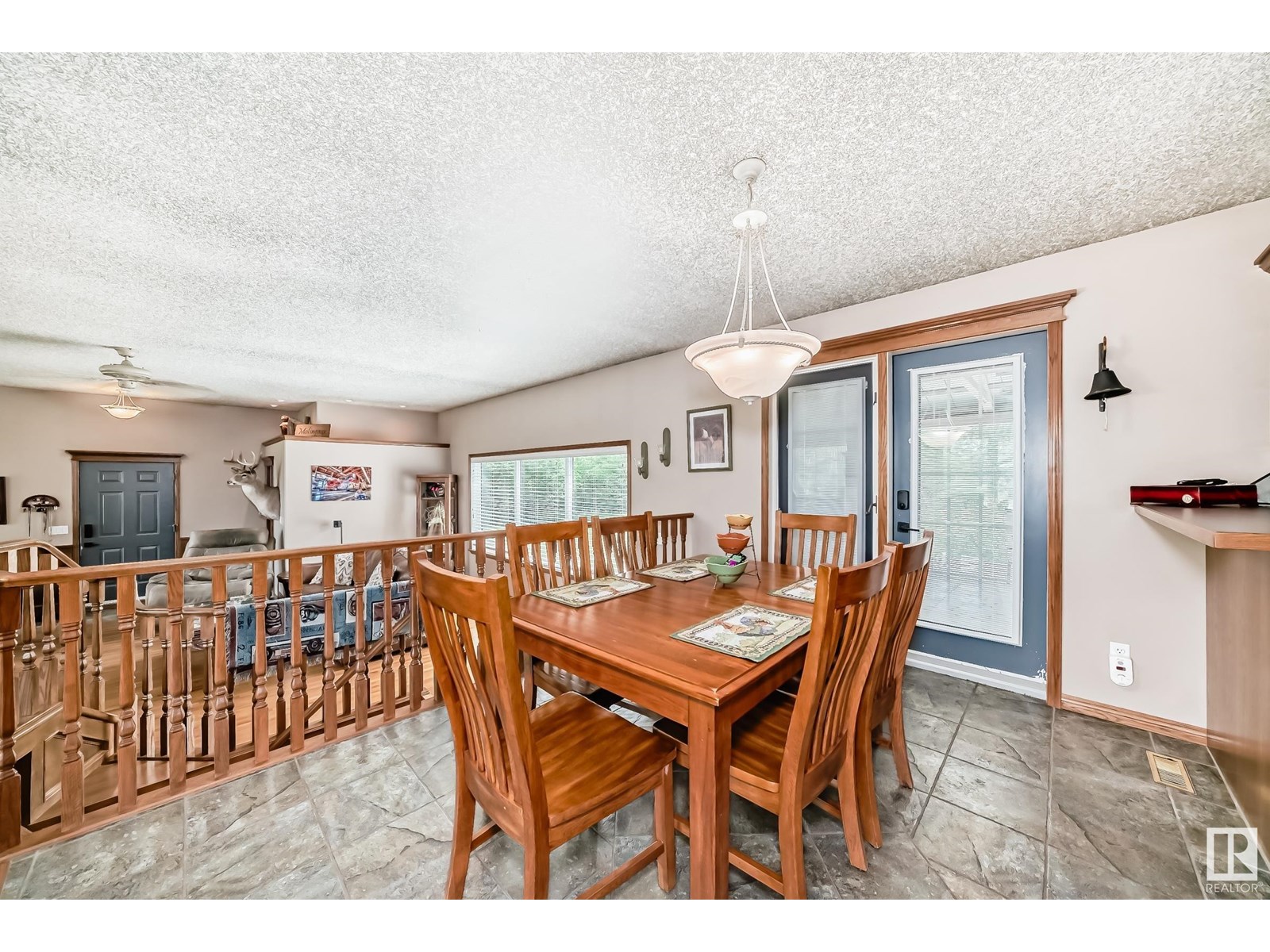 Photo 14 of 18403 25 St Ne, Edmonton AB