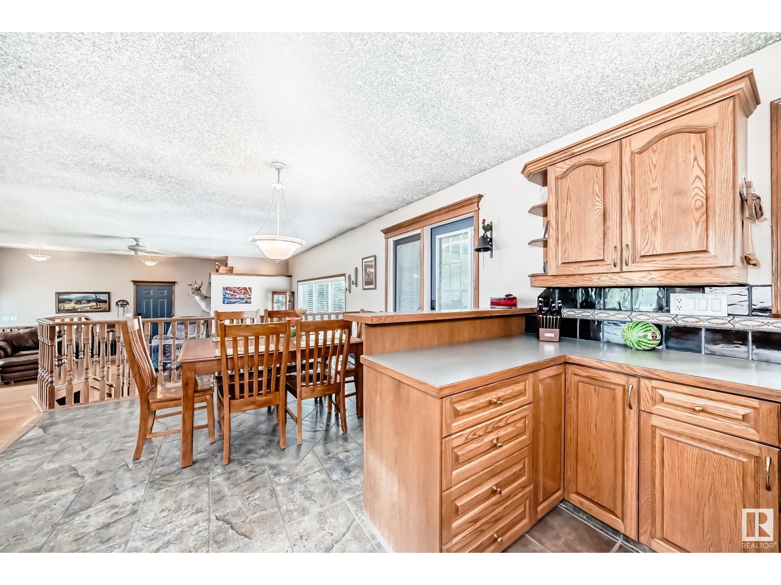 Photo 13 of 18403 25 St Ne, Edmonton AB