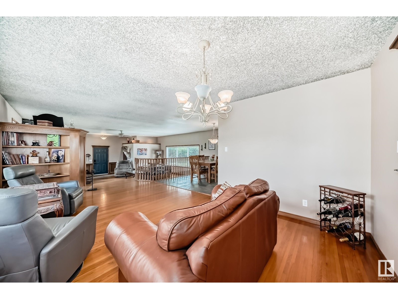 Photo 22 of 18403 25 St Ne, Edmonton AB