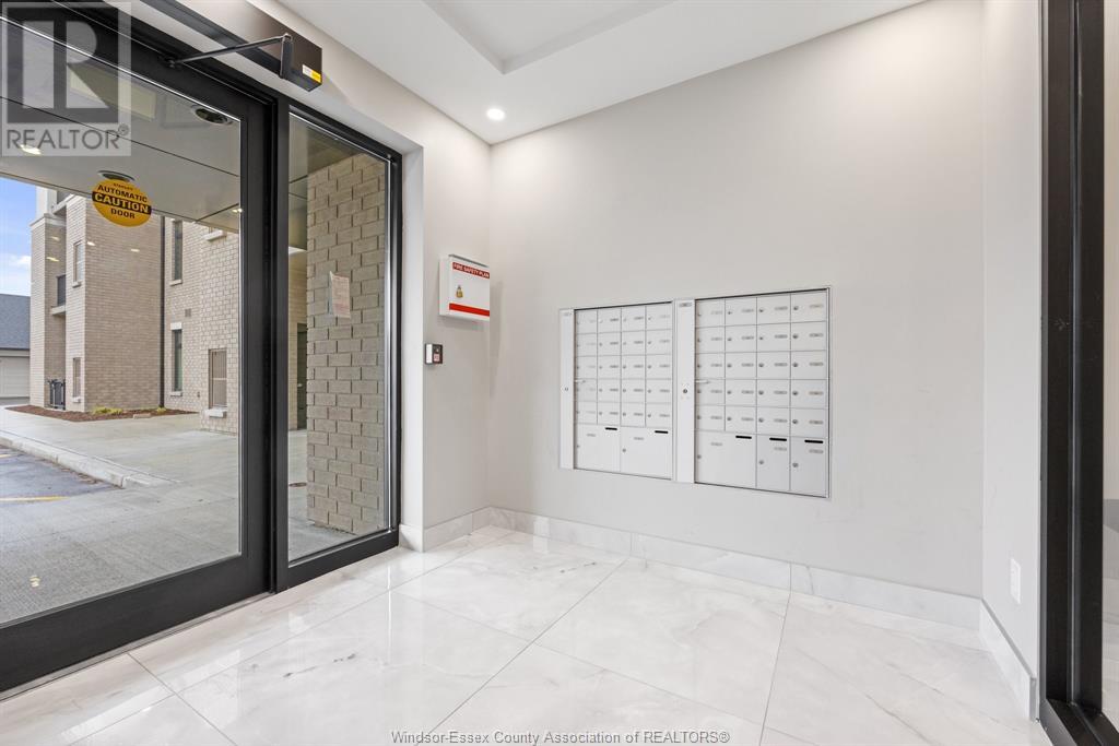 Photo 2 of 1855 Wyoming Unit 204, Lasalle ON