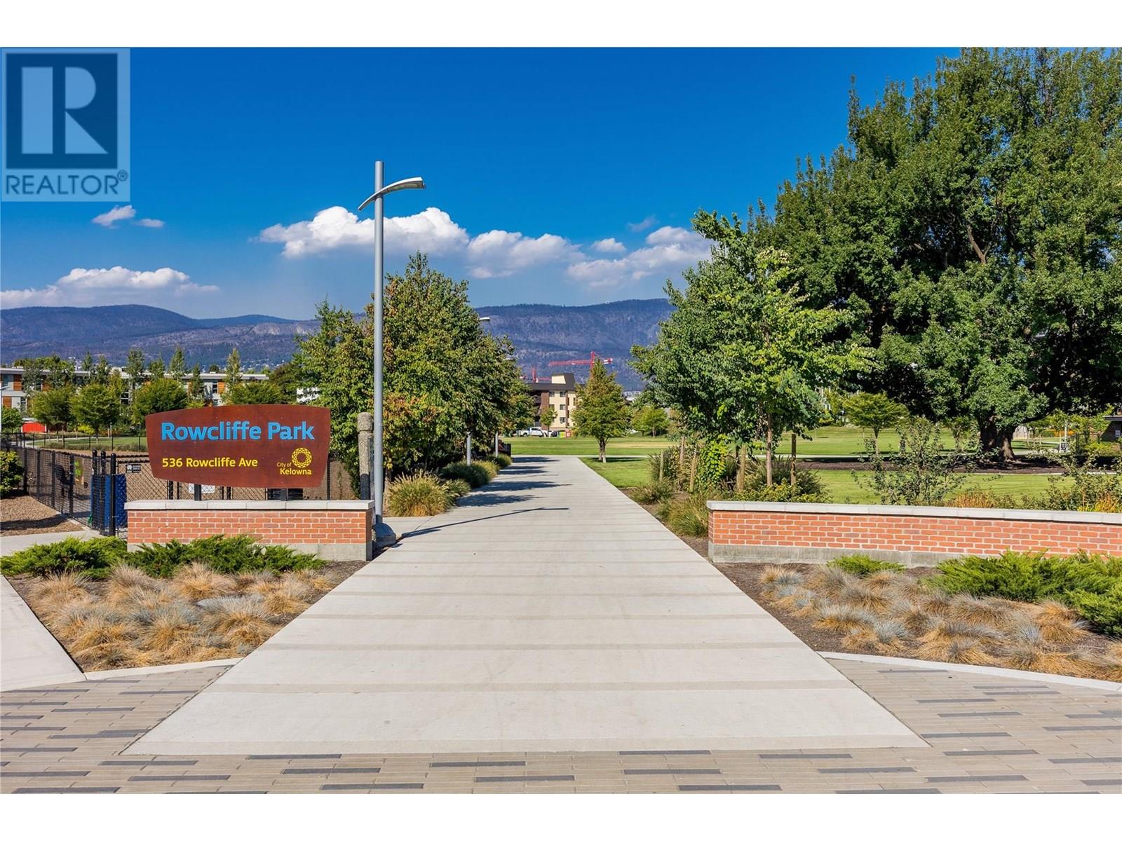 204 555 Rowcliffe Avenue, Kelowna