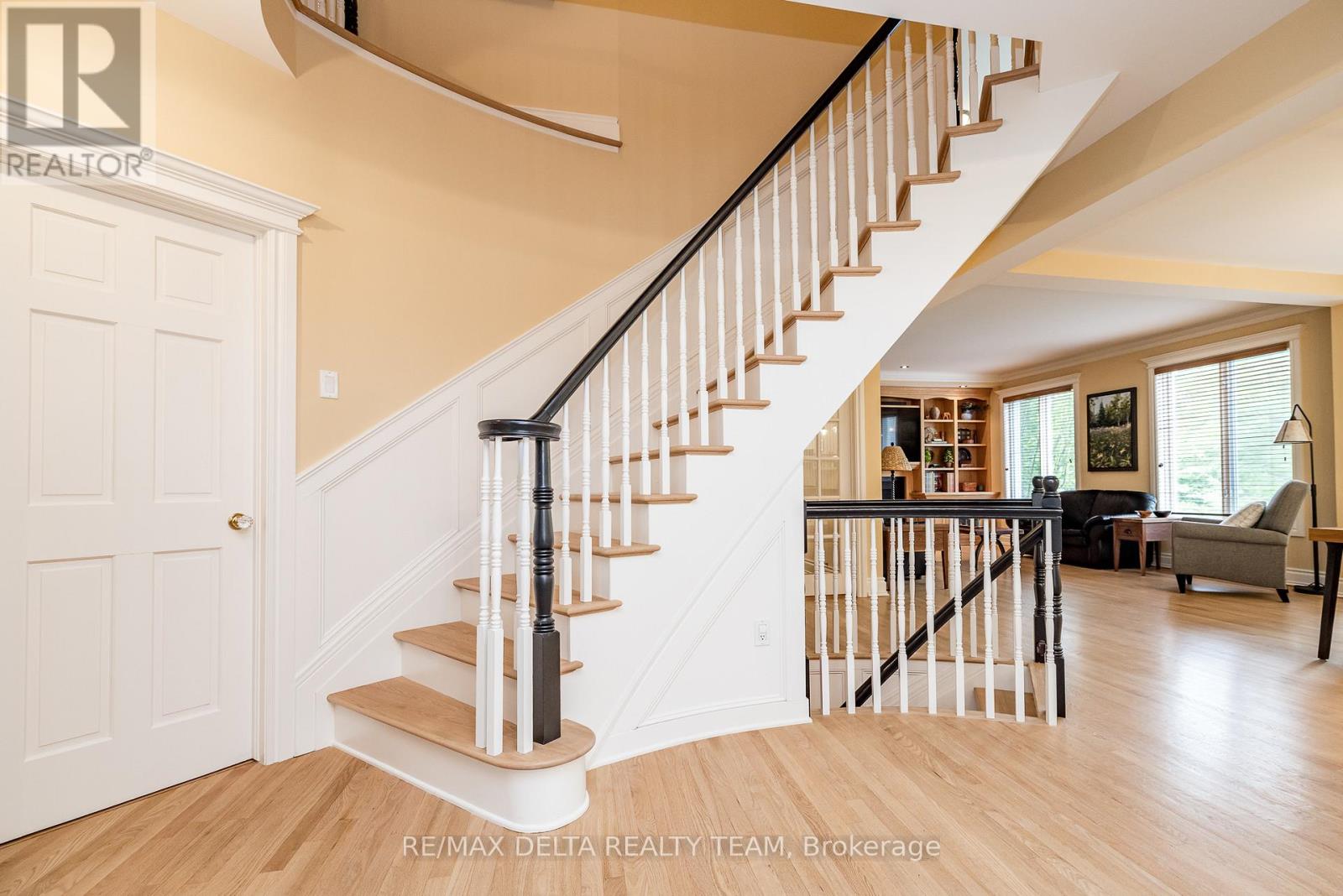 Photo 28 of 1779 Heatherstone Crescent, Ottawa ON