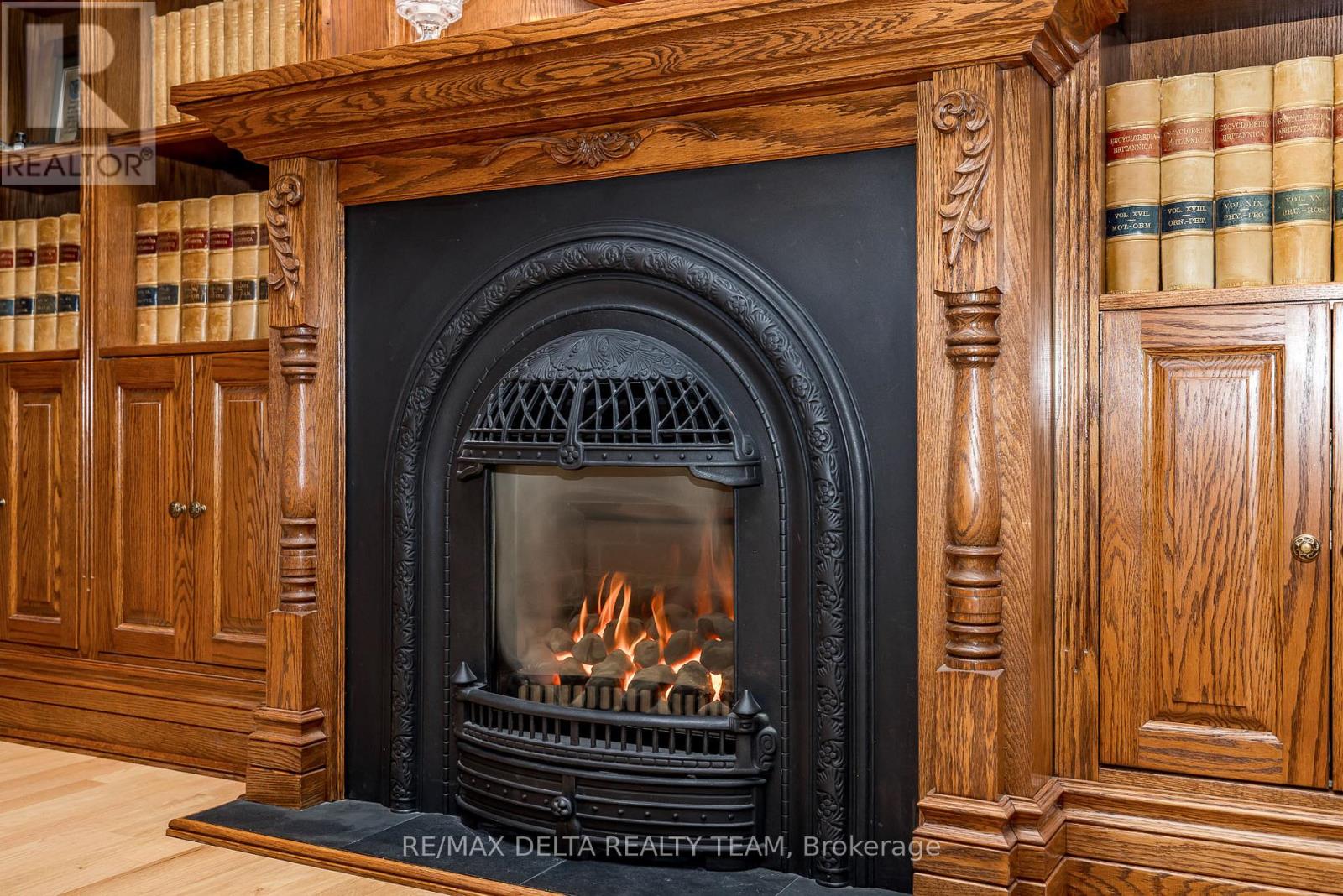Photo 10 of 1779 Heatherstone Crescent, Ottawa ON