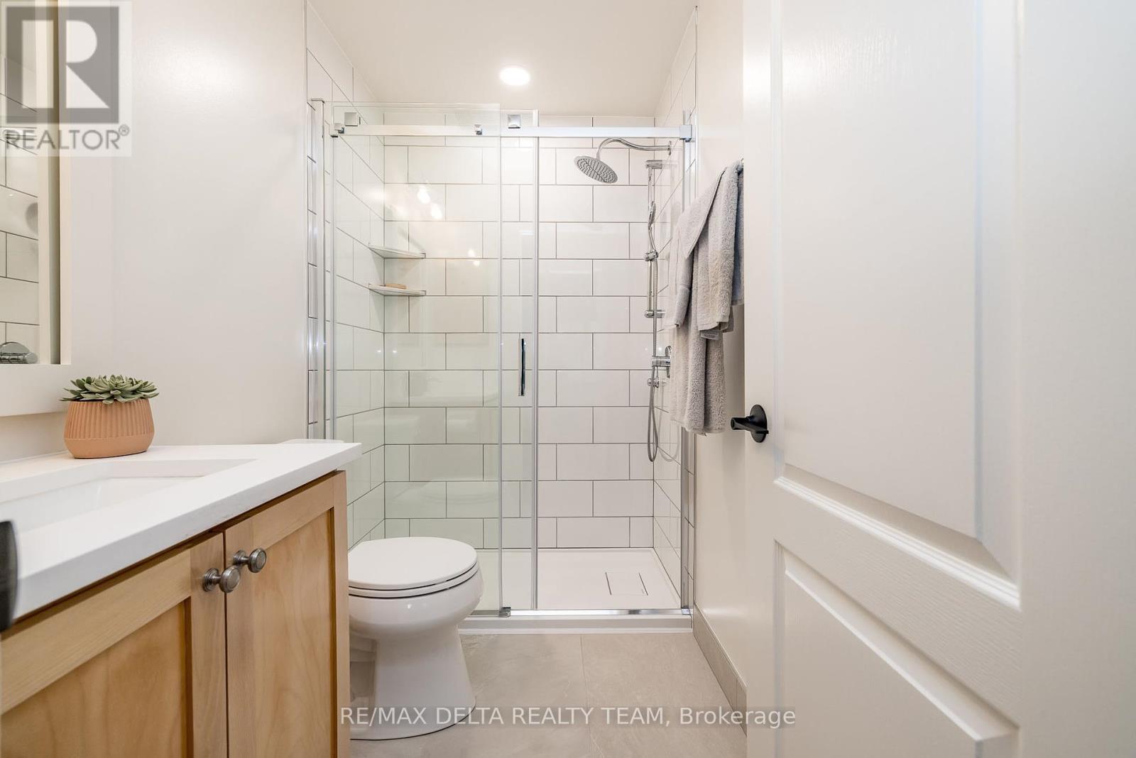 Photo 41 of 1779 Heatherstone Crescent, Ottawa ON