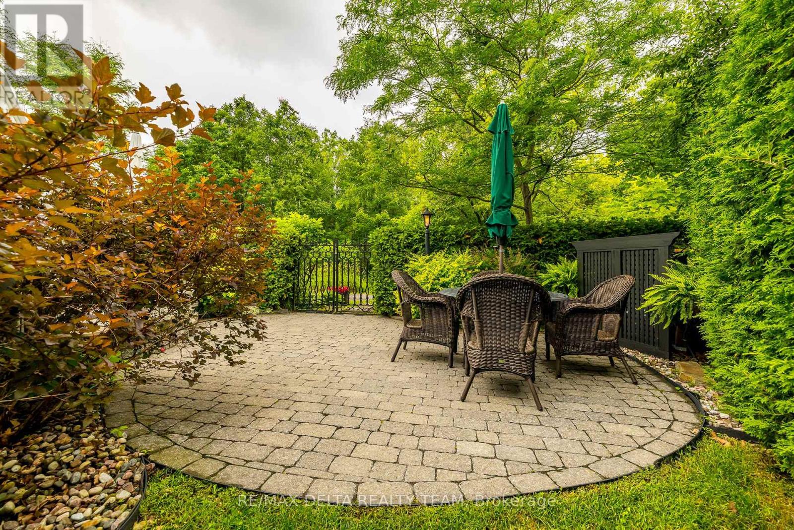 Photo 31 of 1779 Heatherstone Crescent, Ottawa ON