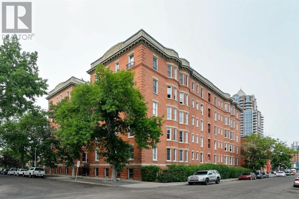 Single Family House for Sale in    Avenue SW Lower Mount Royal Calgary 