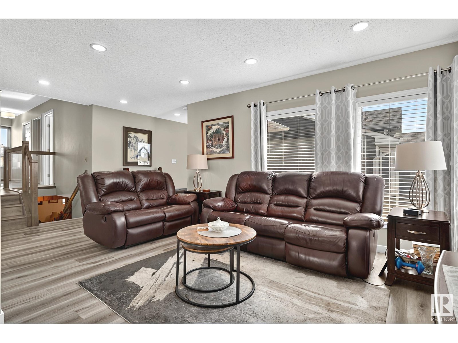 Photo 26 of 17419 96 St Nw Nw, Edmonton AB
