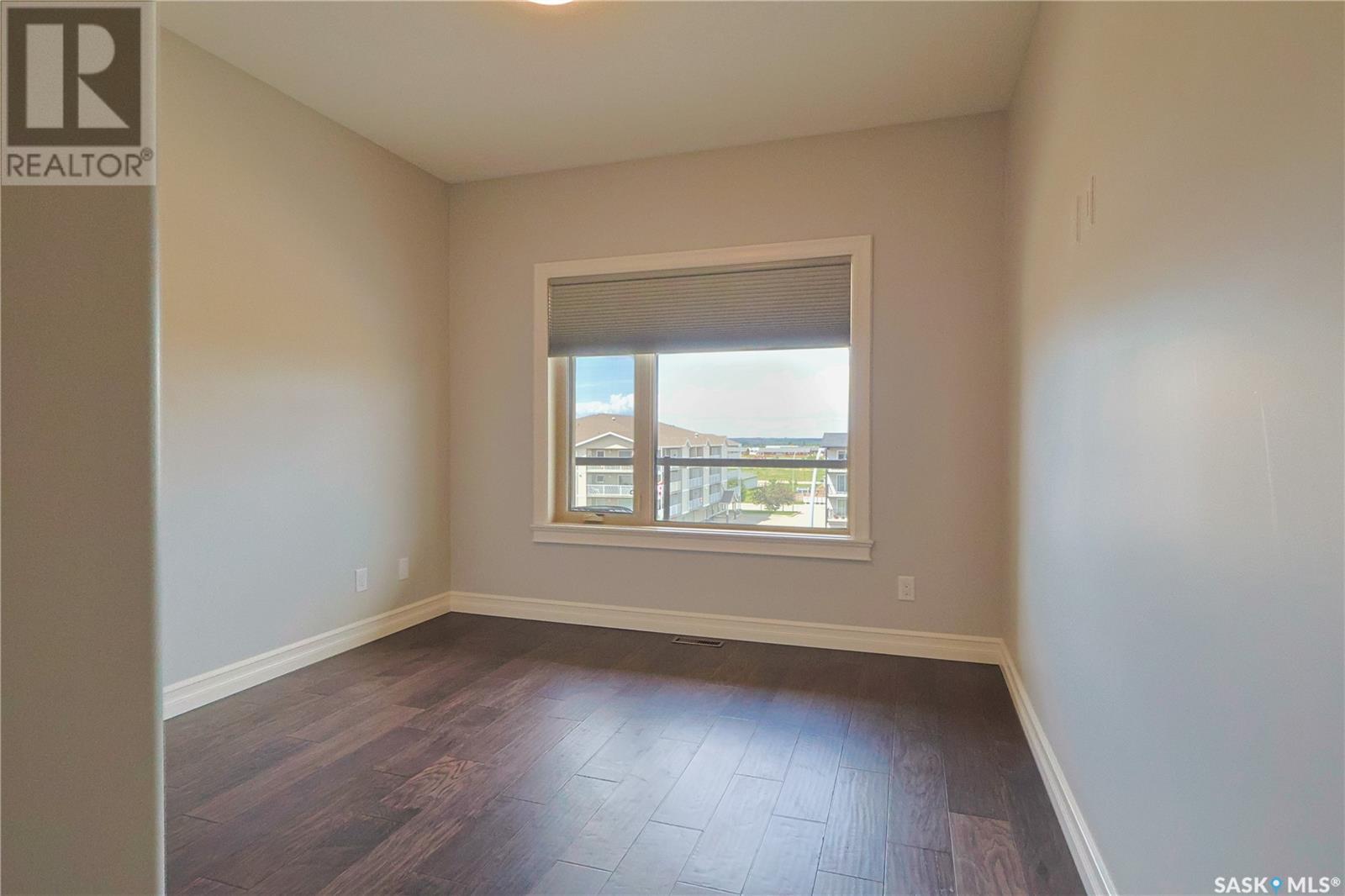 Photo 16 of 308 2800 Lakeview Drive, Prince Albert SK
