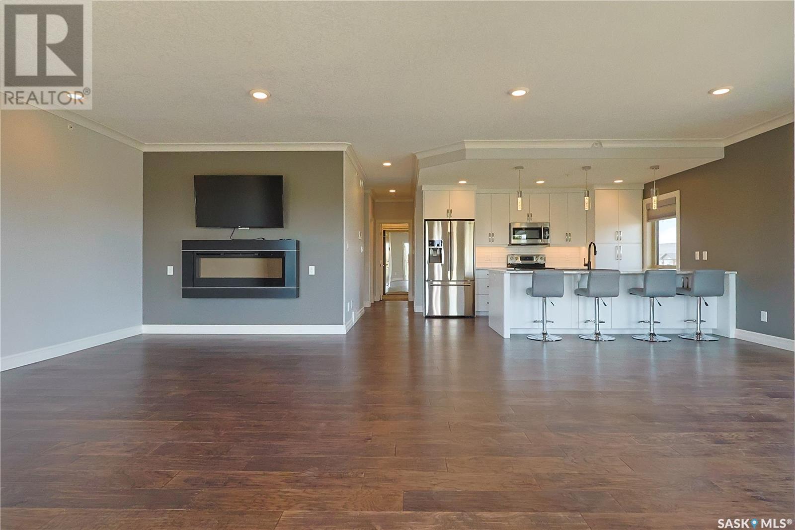 Photo 5 of 308 2800 Lakeview Drive, Prince Albert SK