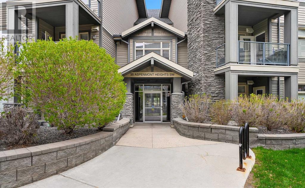 Single Family House for Sale in   Aspenmont Heights SW Aspen Woods Calgary 