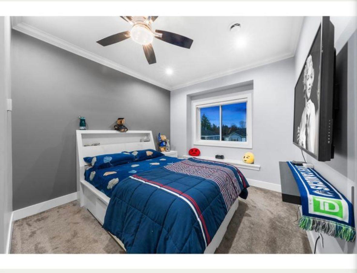 Photo 2 of 6637 121 A Street, Surrey BC