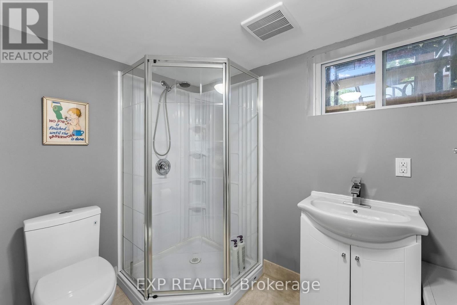 Photo 22 of 111 A Church Street, Georgina ON