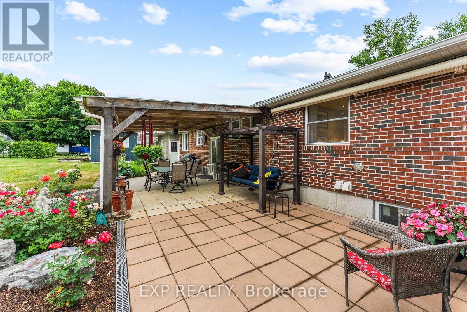 Photo 43 of 111 A Church Street, Georgina ON