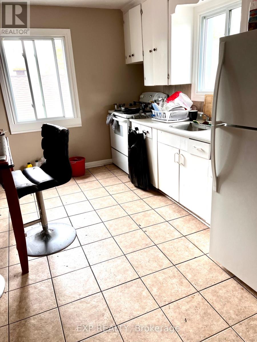Photo 4 of 269 Ste Anne Street, Ottawa ON