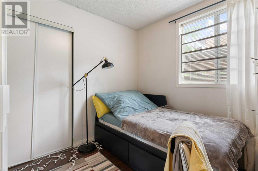 Single Family House for Sale in    Avenue SW Mission Calgary 