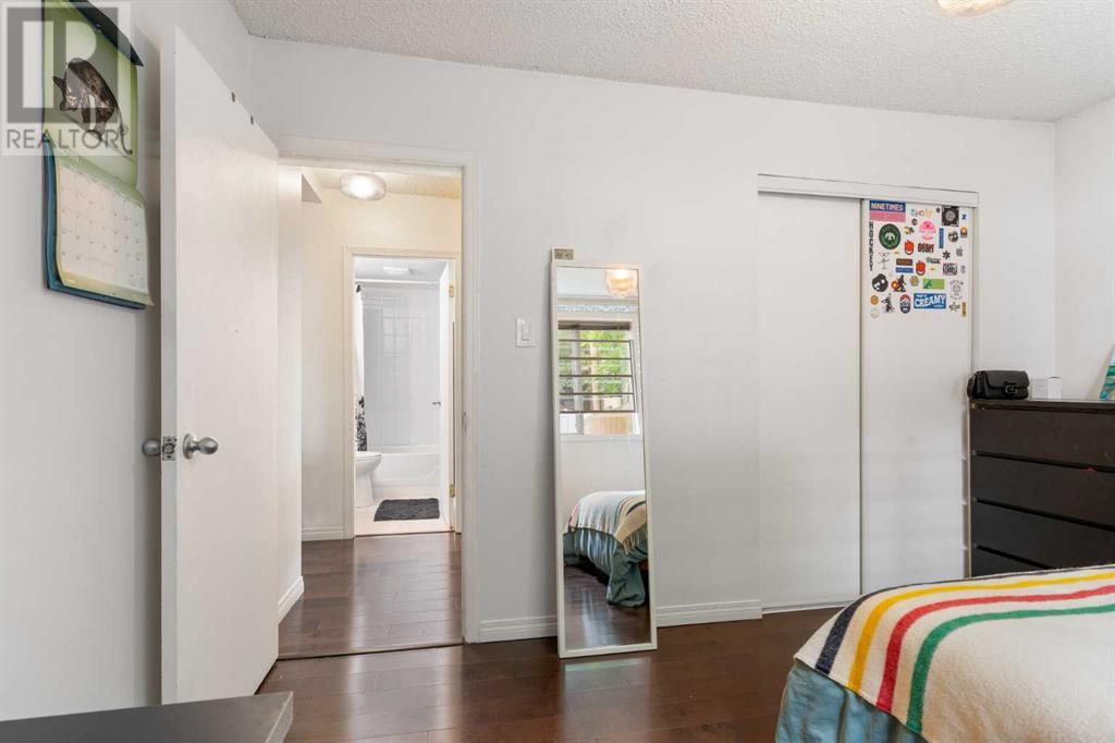 Single Family House for Sale in    Avenue SW Mission Calgary 