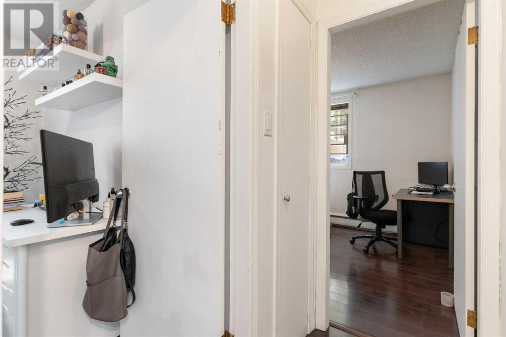 Single Family House for Sale in    Avenue SW Mission Calgary 